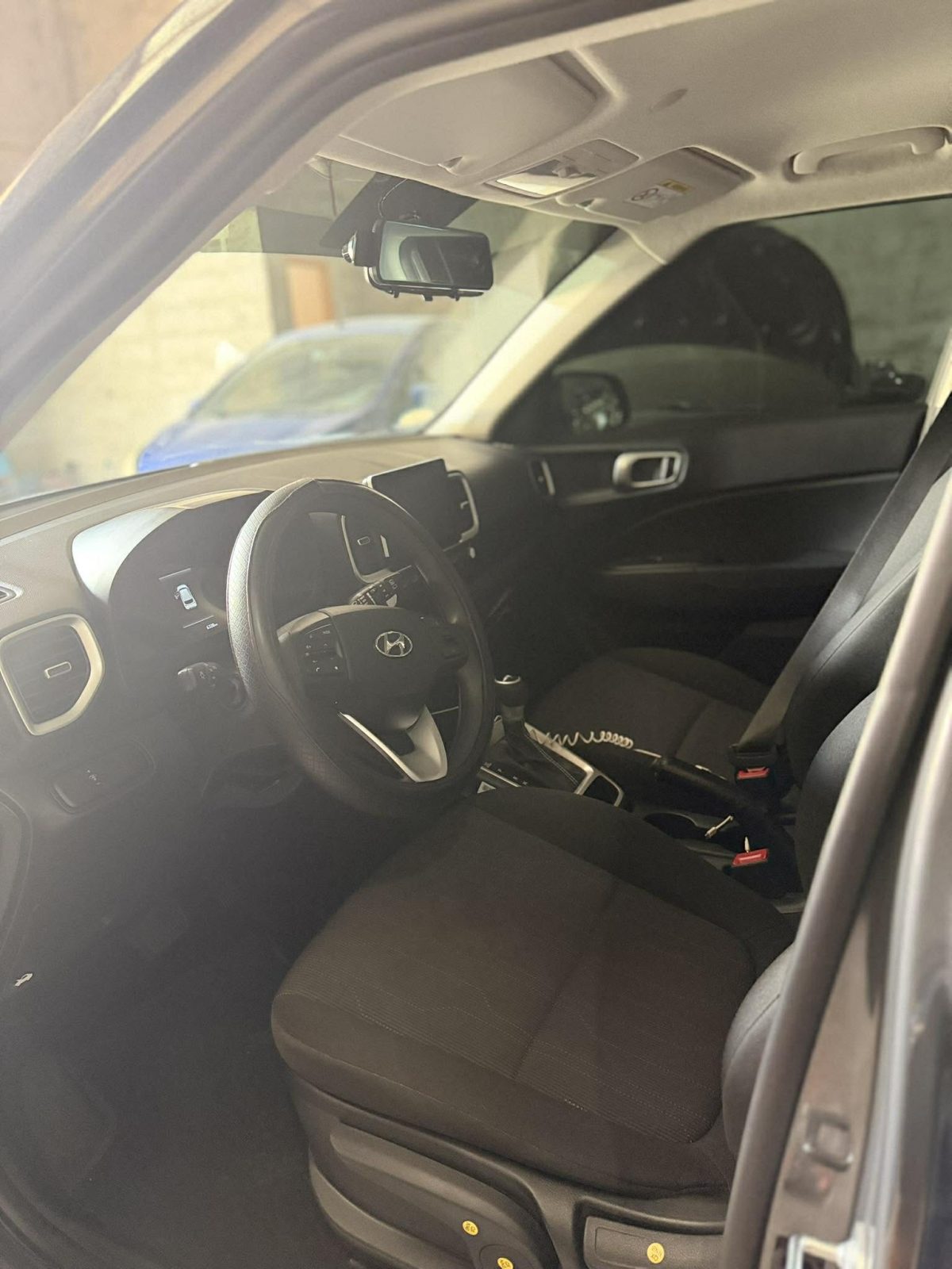 2026 HYUNDAI VENUE, photo 5 of 7