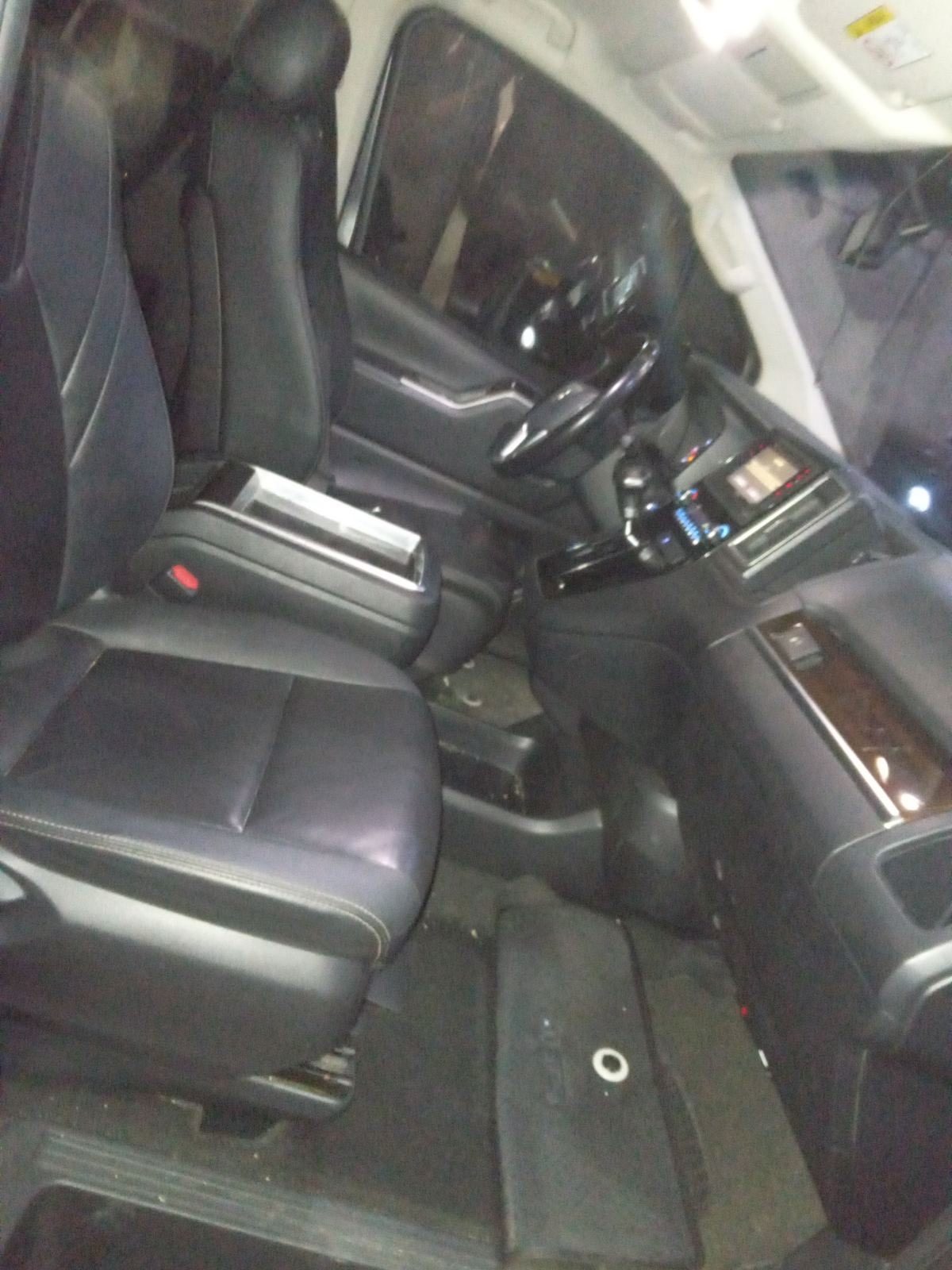 2020 TOYOTA HIACE SUPER GRANDIA ELITE (Unit #68), second-hand car for sale in Davao City, photo 8 of 10