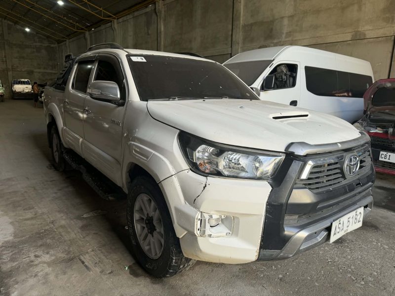 2015 TOYOTA HILUX G, sold
