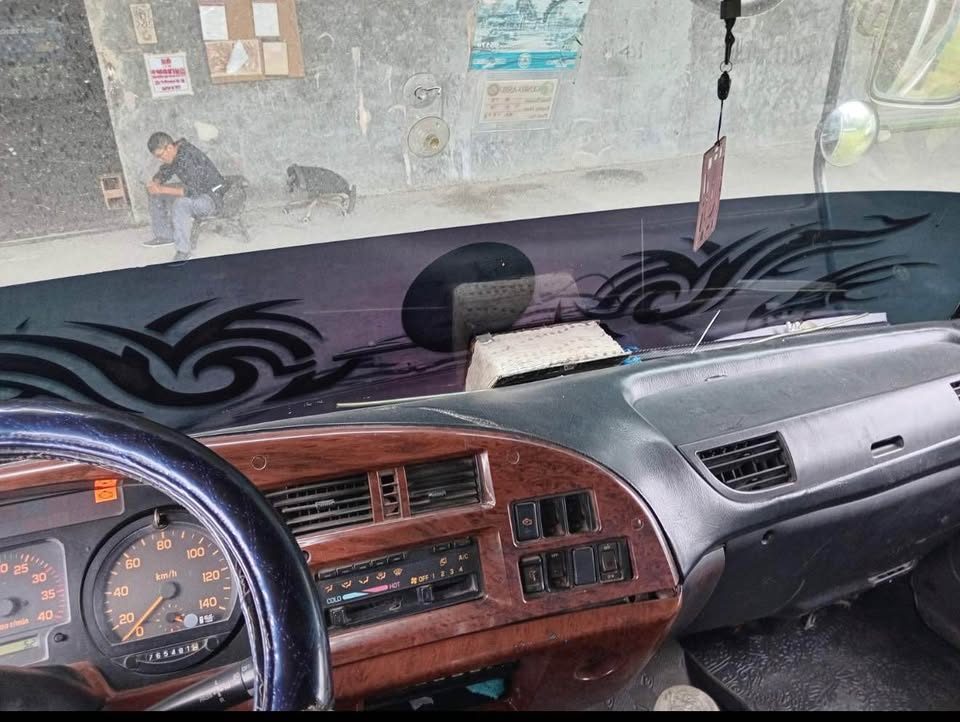 2016 ISUZU FORWARD (Unit #32), sold unit in Davao City, photo 3 of 7