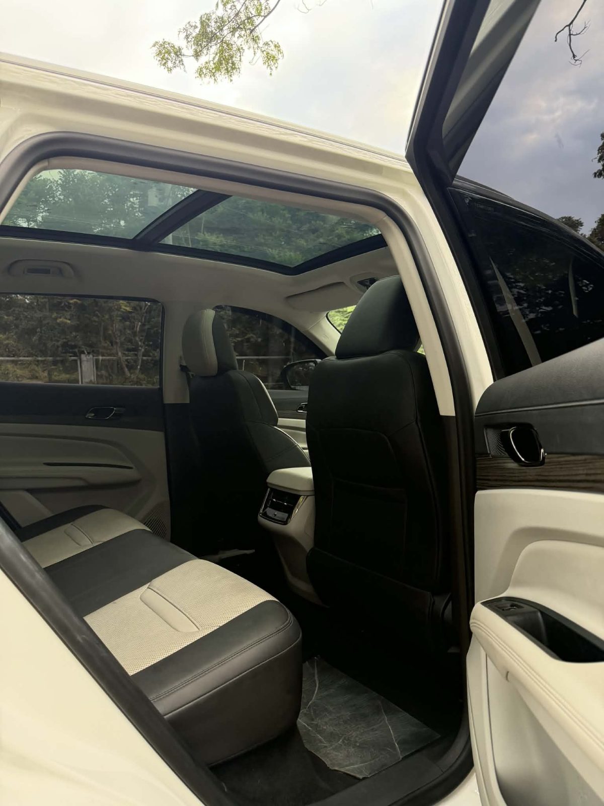 2025 FORD TERRITORY TITANIUM X (Unit #41), sold unit in Davao City, photo 6 of 7