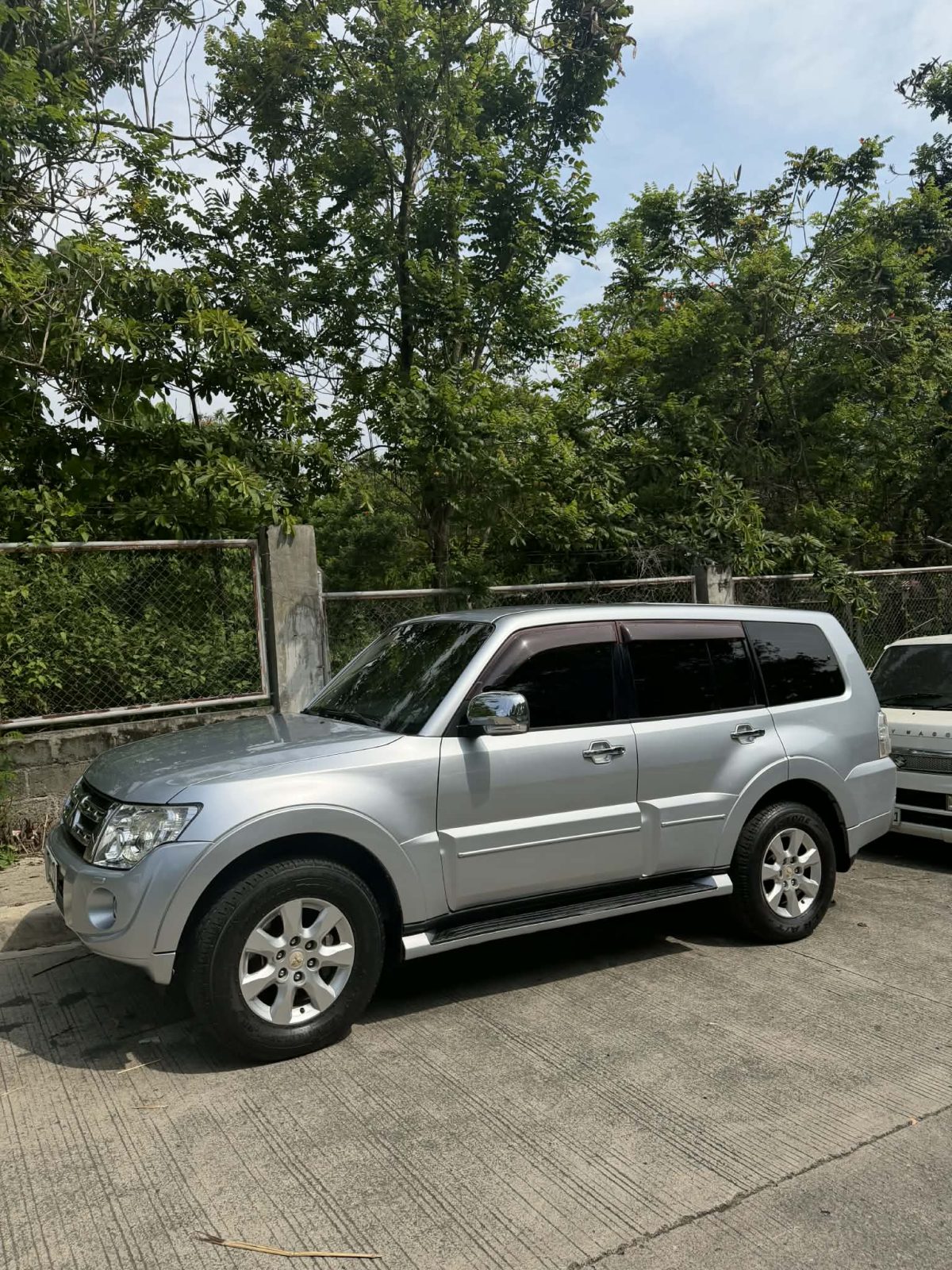2013 MITSUBISHI PAJERO BK (Unit #13), sold unit in Davao City, photo 3 of 5