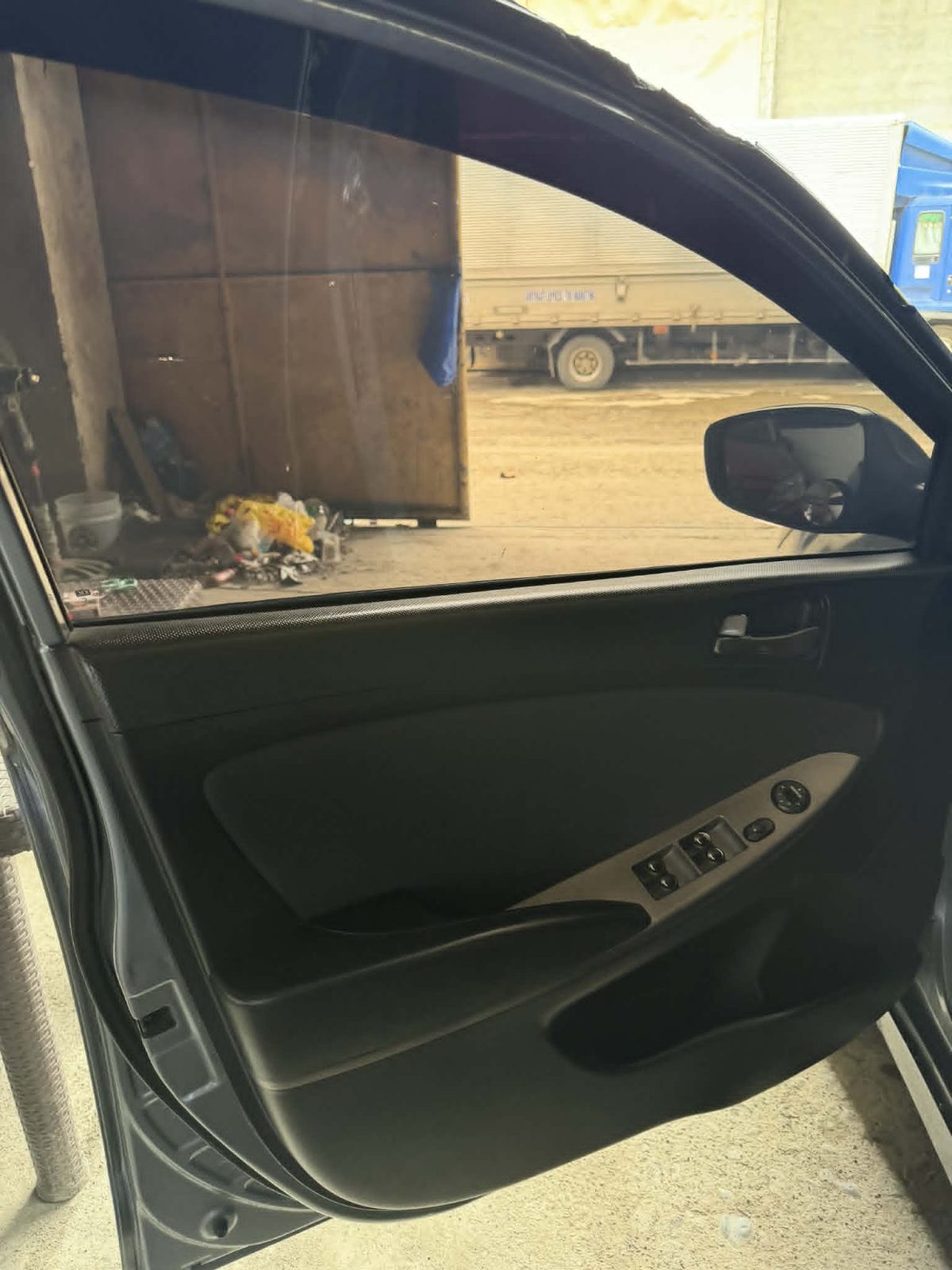 2019 HYUNDAI ACCENT (Unit #28), sold unit in Davao City, photo 5 of 6