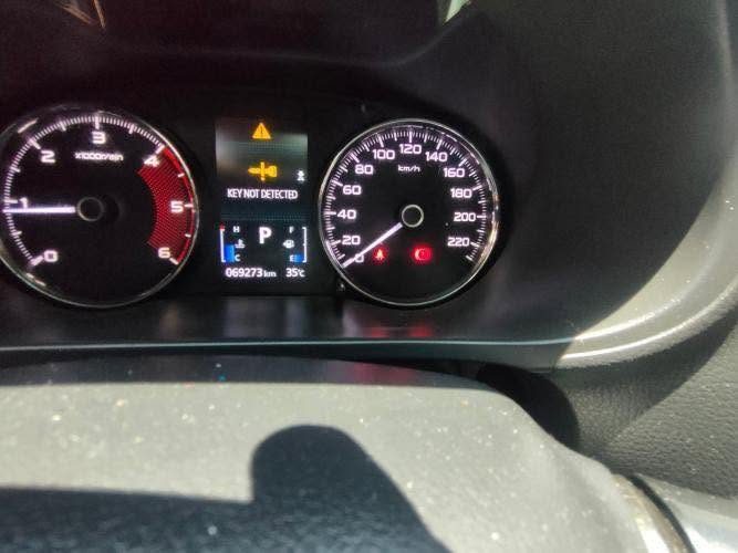 2019 MITSUBISHI MONTERO SPORT GLS, photo 3 of 3